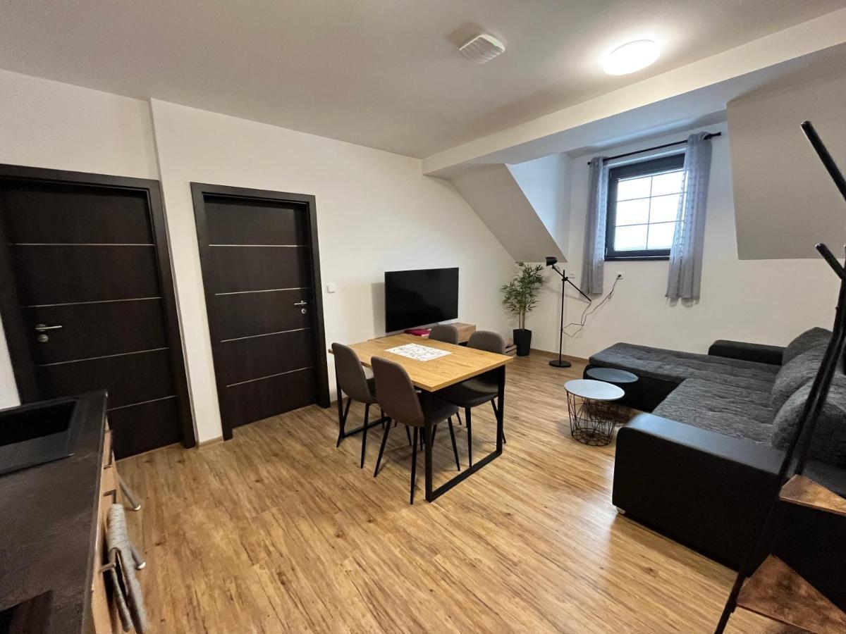 Plessberg Apartments Plesivec Abertamy Luaran gambar